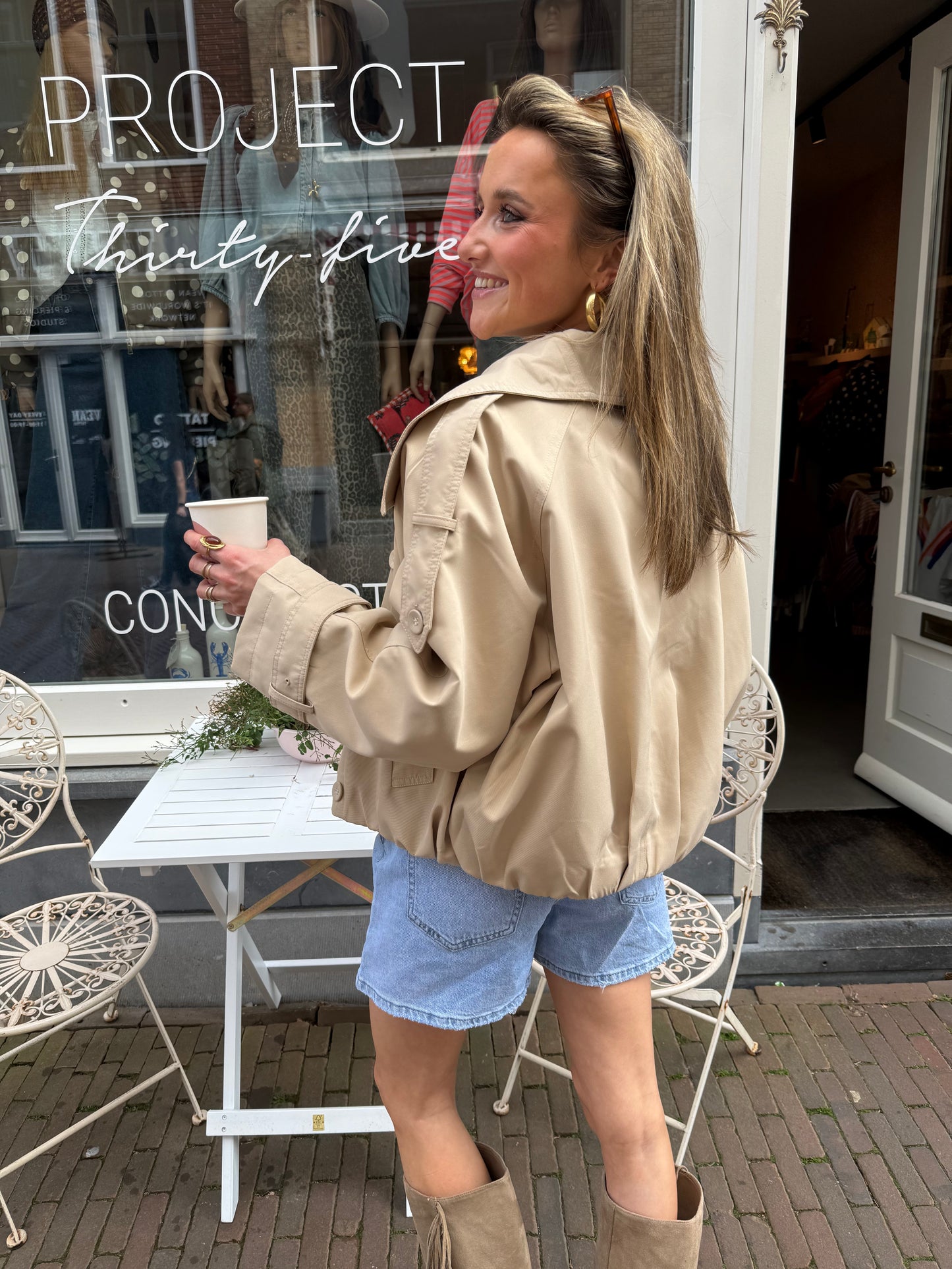 Tommy trenchcoat cropped beige