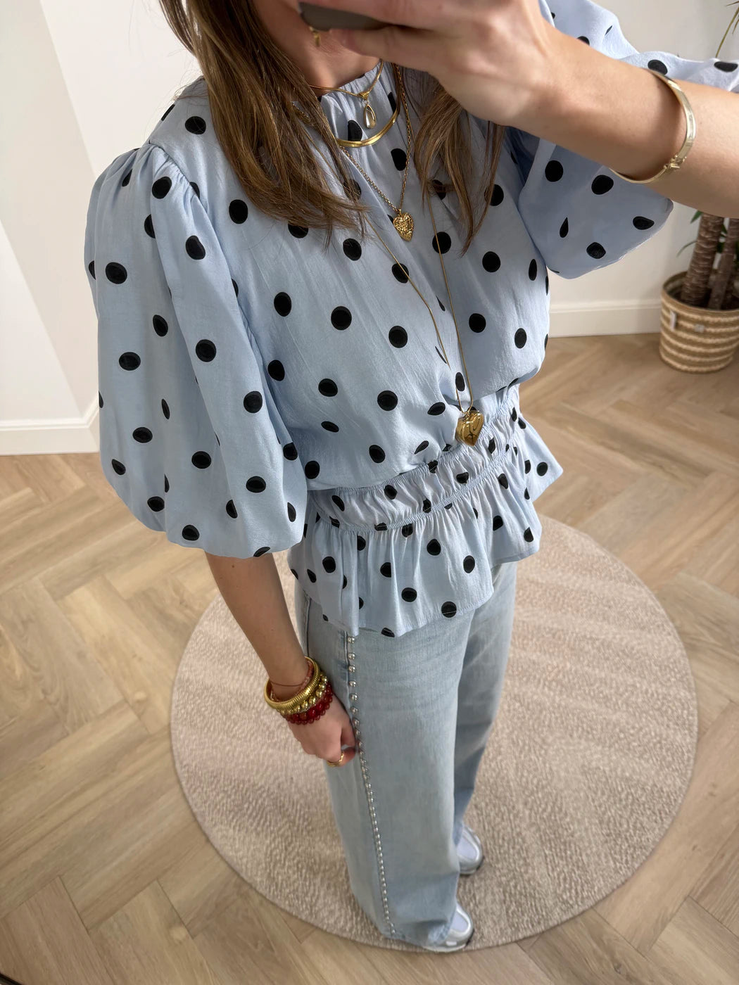 Noor polkadot top light blue