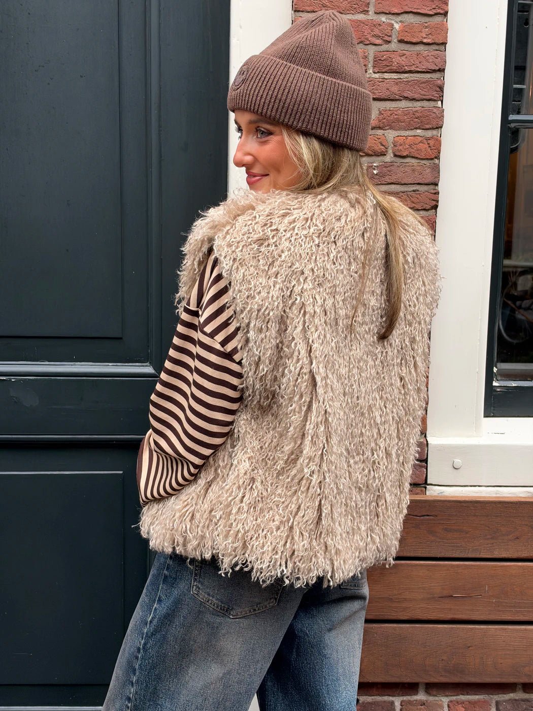 Ezra fluffy gilet beige - Project 35
