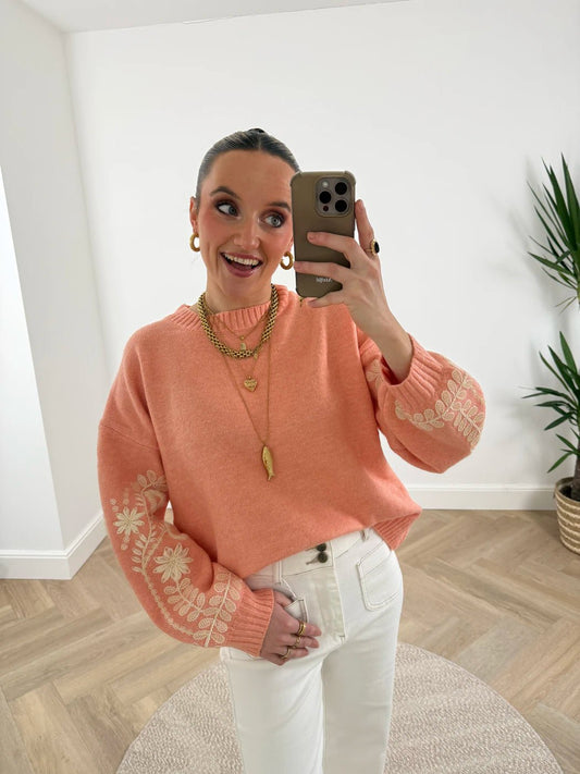 Milou knit embroidered orange/white - Project 35