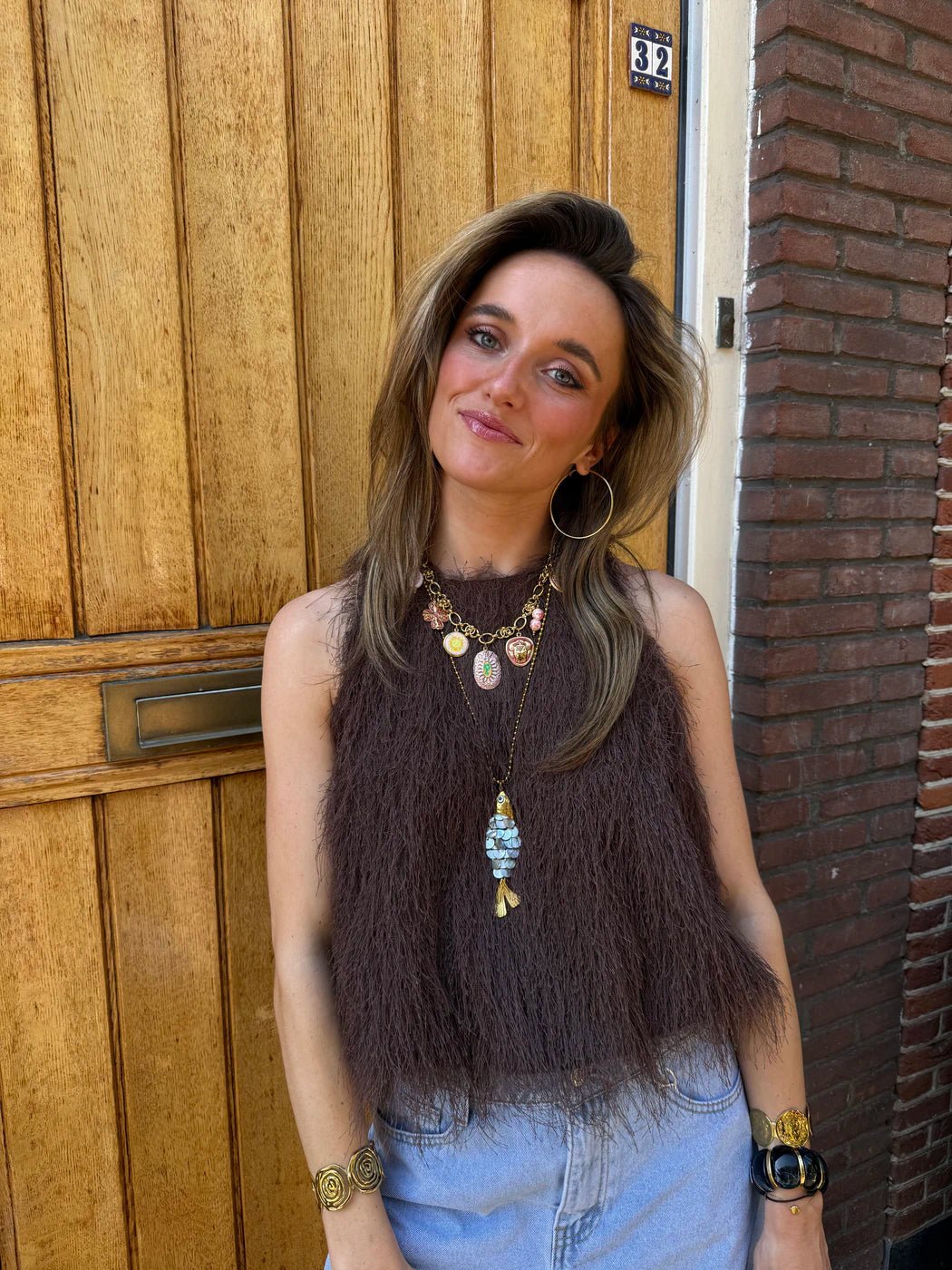 Vivi mouwloze top fluffy bruin - Project 35