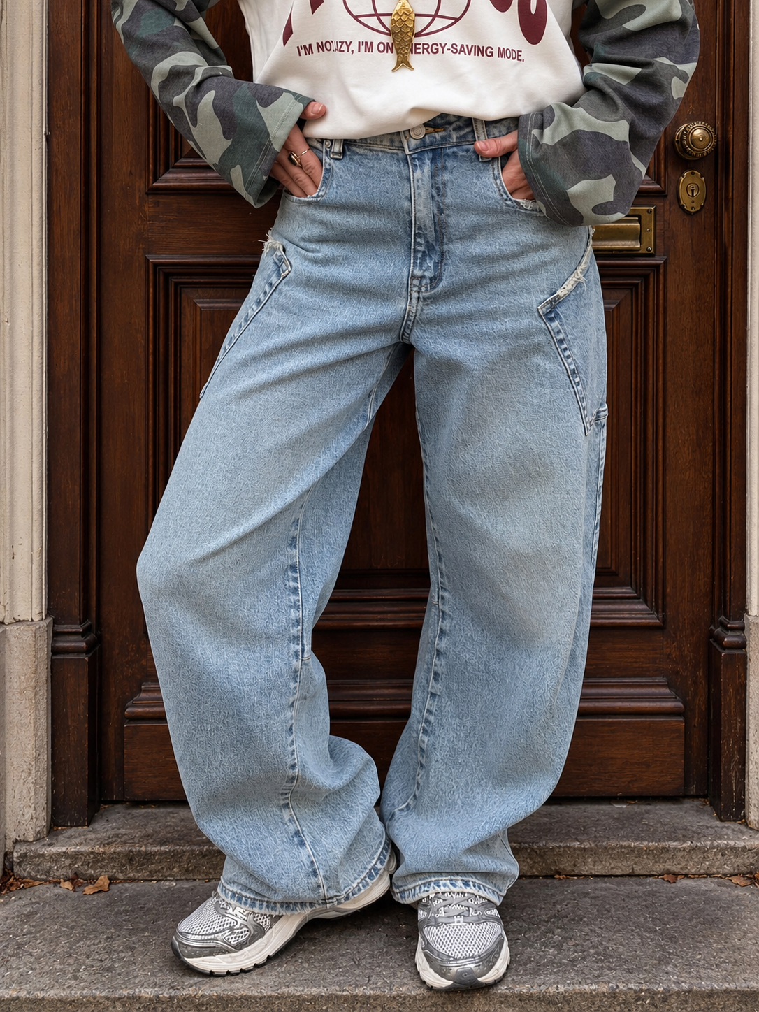 Sky cargo jeans light blue