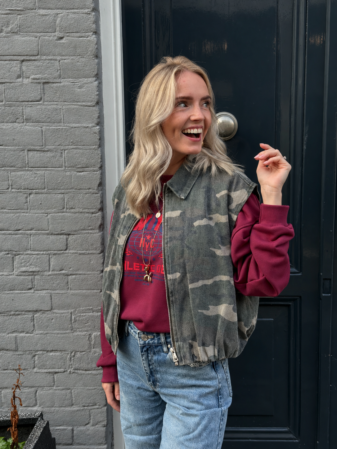 New York sweater raspberry