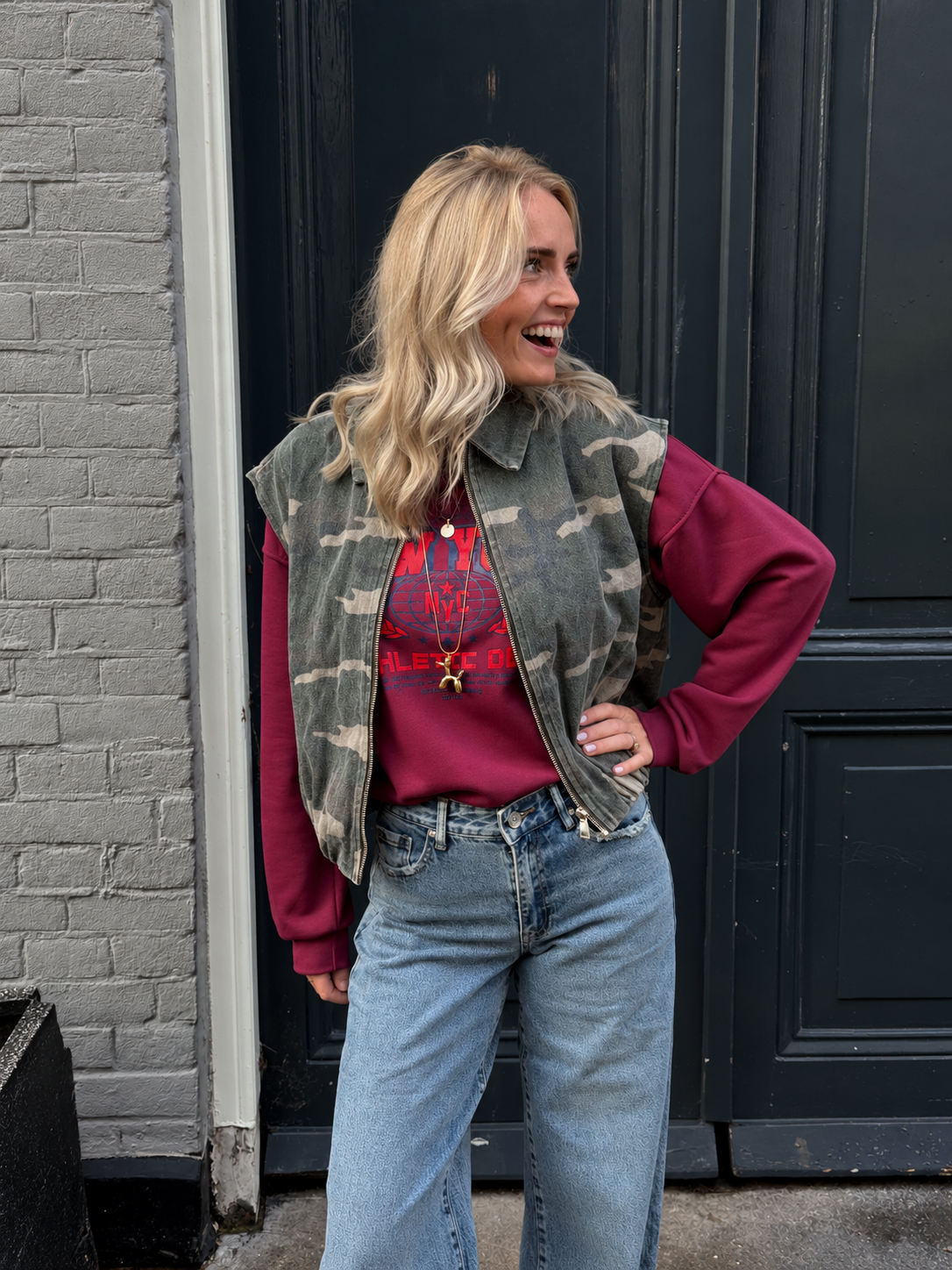 New York sweater raspberry