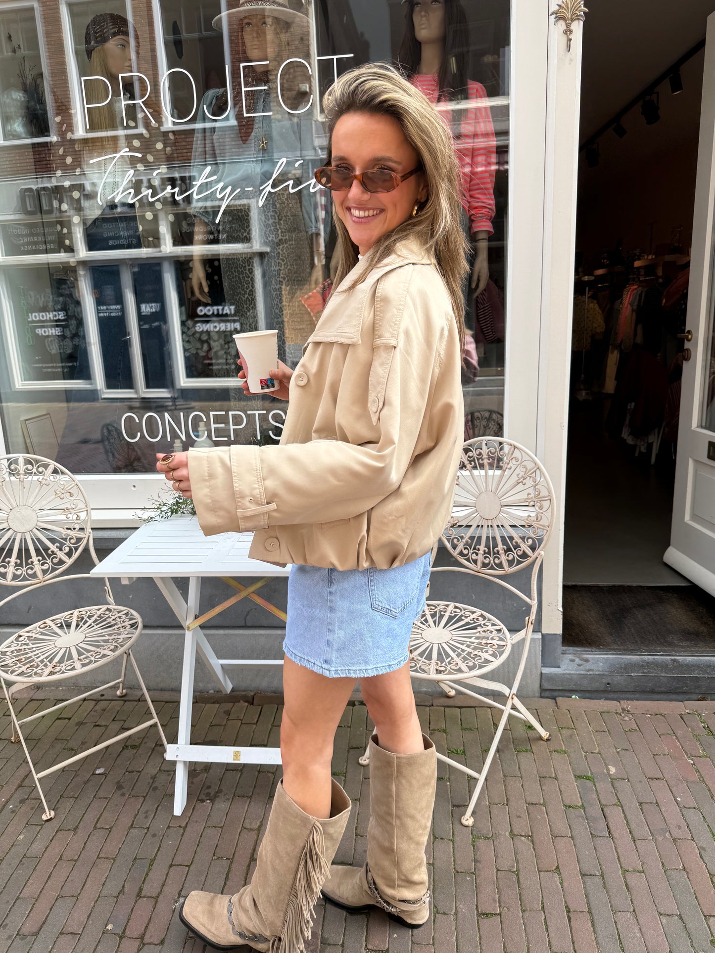 Tommy trenchcoat cropped beige