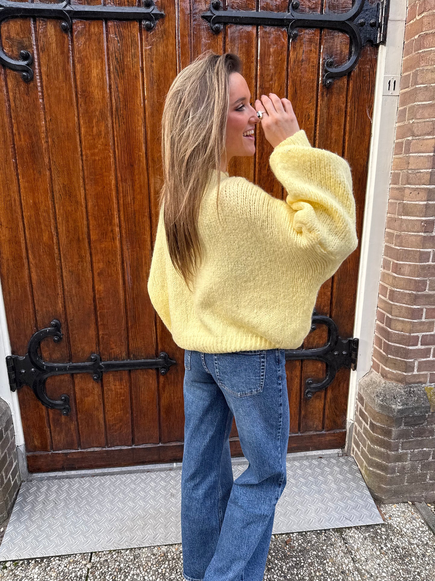 Nova knit butter yellow