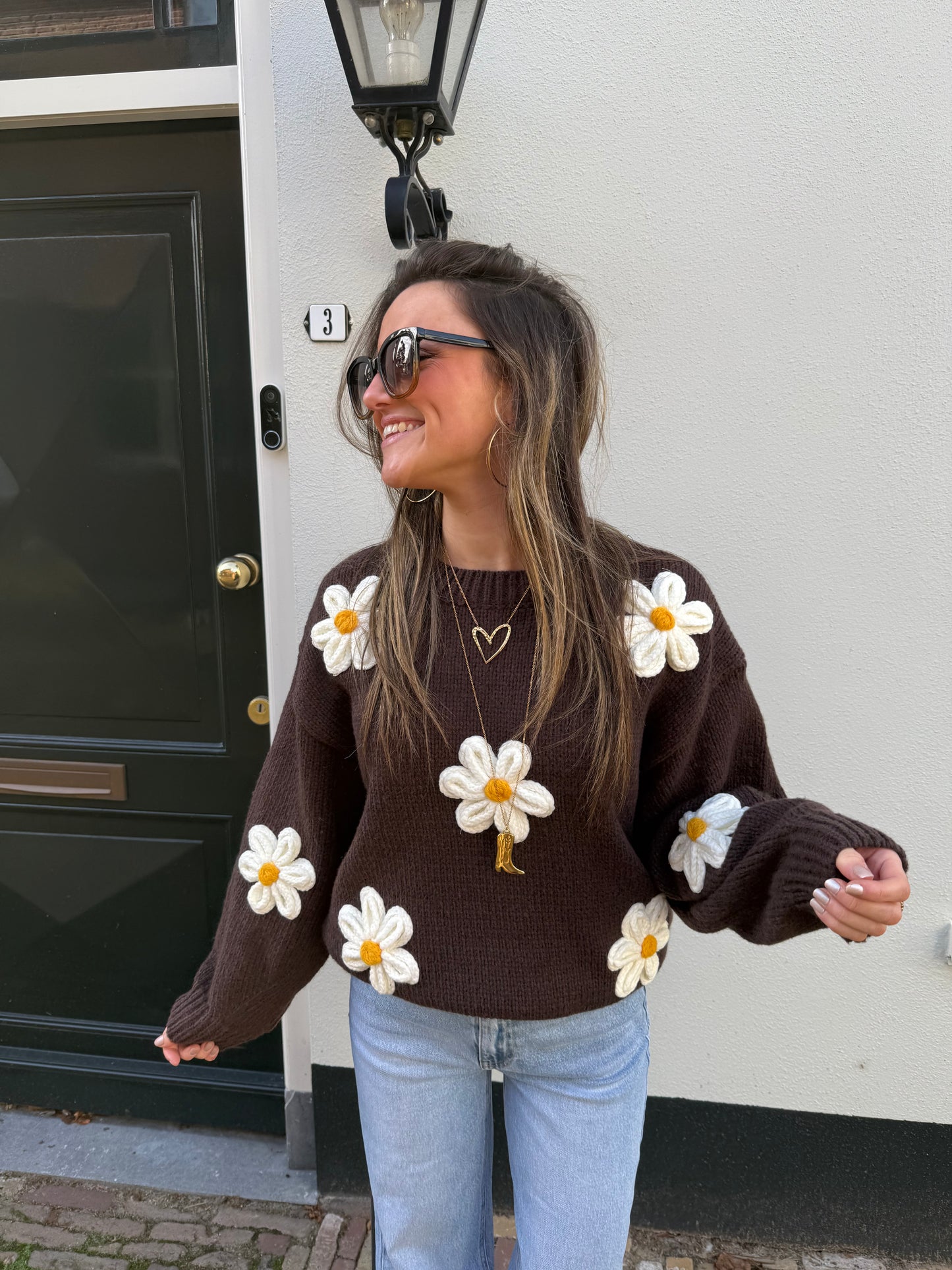 Fien knit flowers brown/white