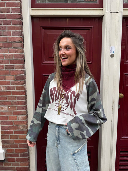 Triangle scarf burgundy