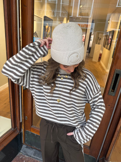 Abby knit white/beige striped