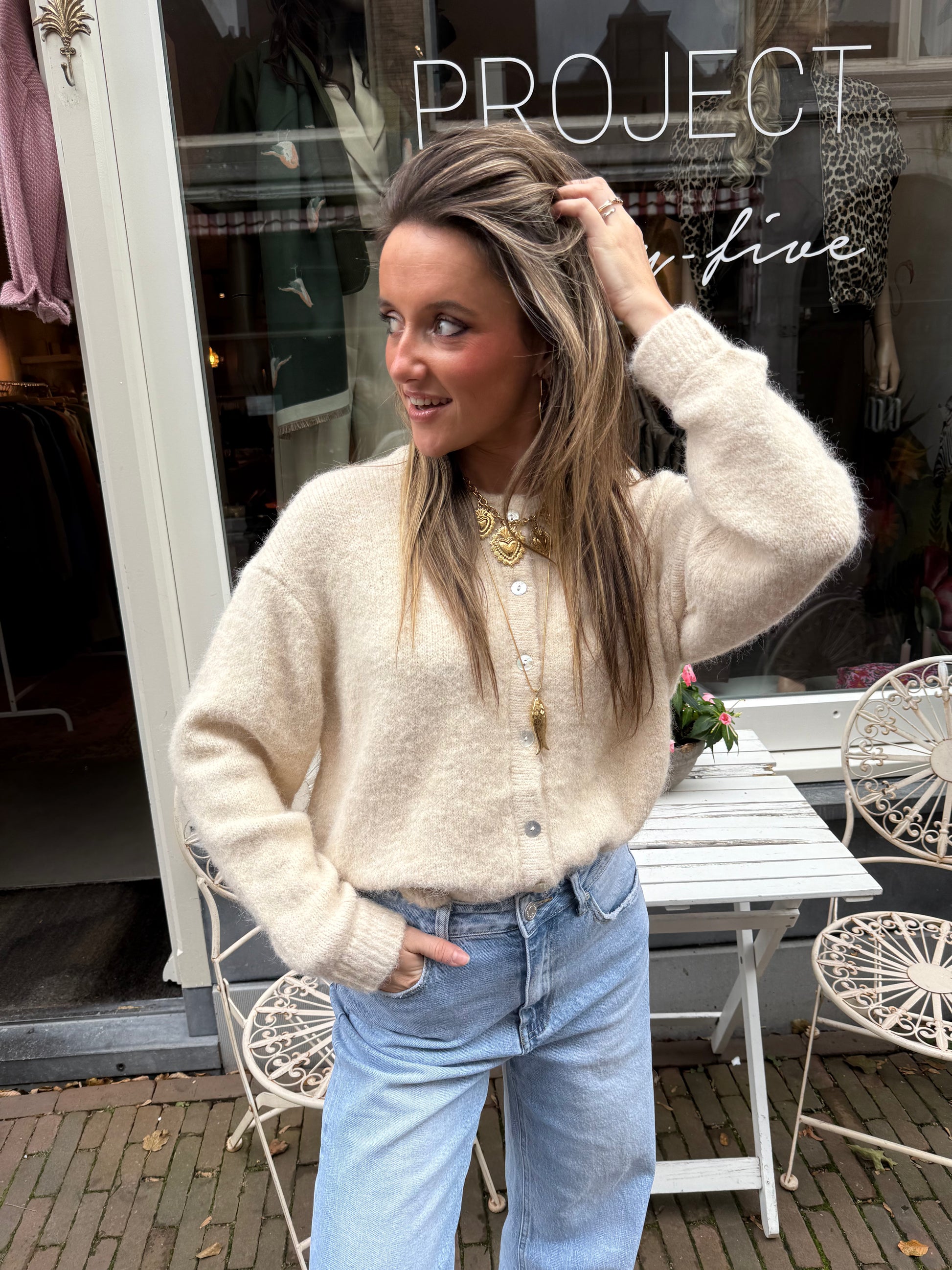 Gigi cardigan ecru - Project 35