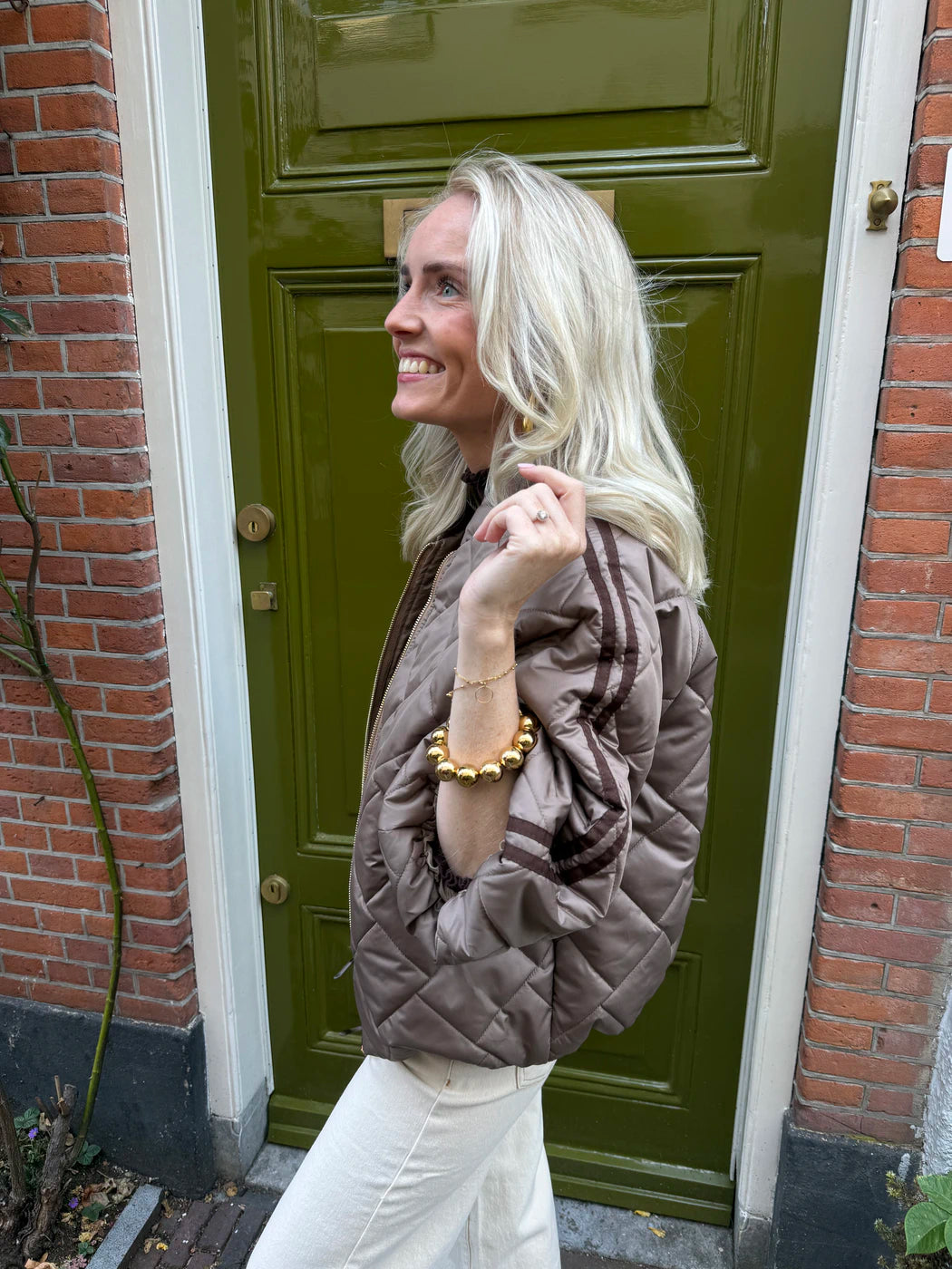 Lio gewatteerde bomber korte mouw taupe/bruin streep