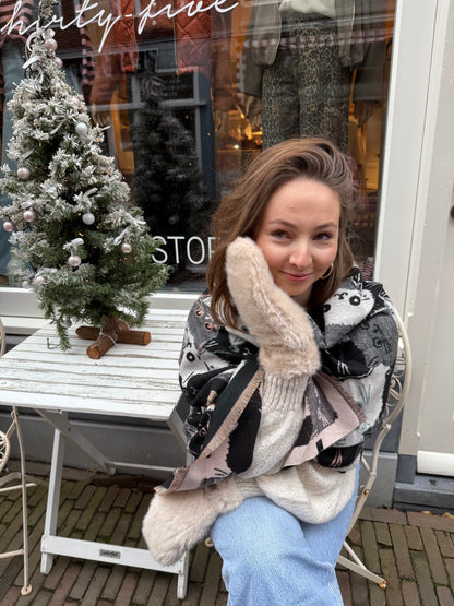 Kattensjaal zwart/wit