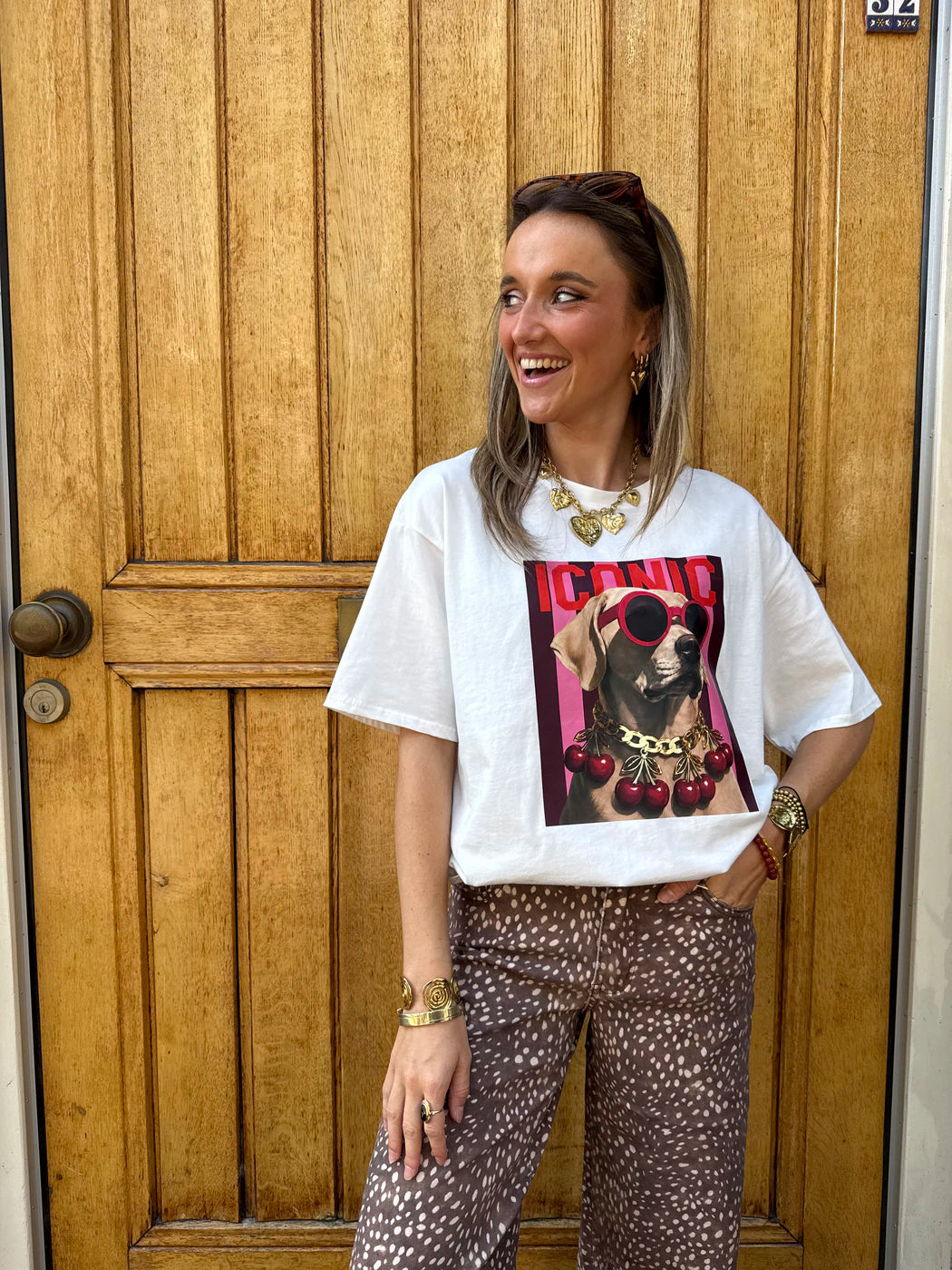 'Iconic' dog t-shirt oversized wit print