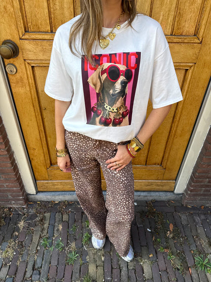 'Iconic' dog t-shirt oversized wit print