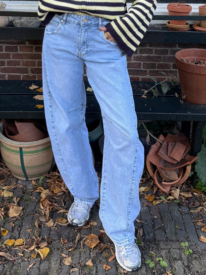 Vik barrel jeans lichtblauw