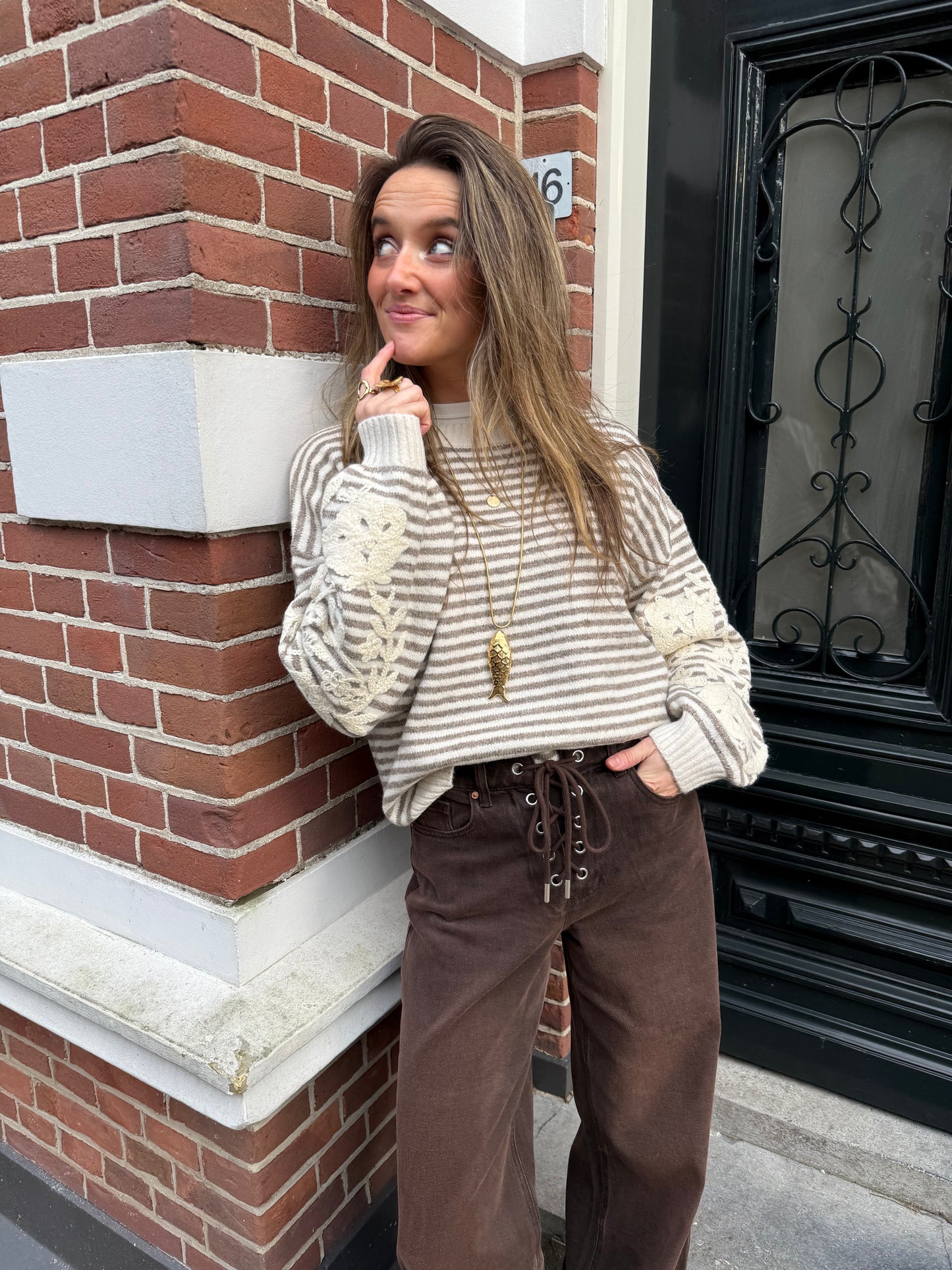 Isabella knit striped beige/white embroidered - Project 35