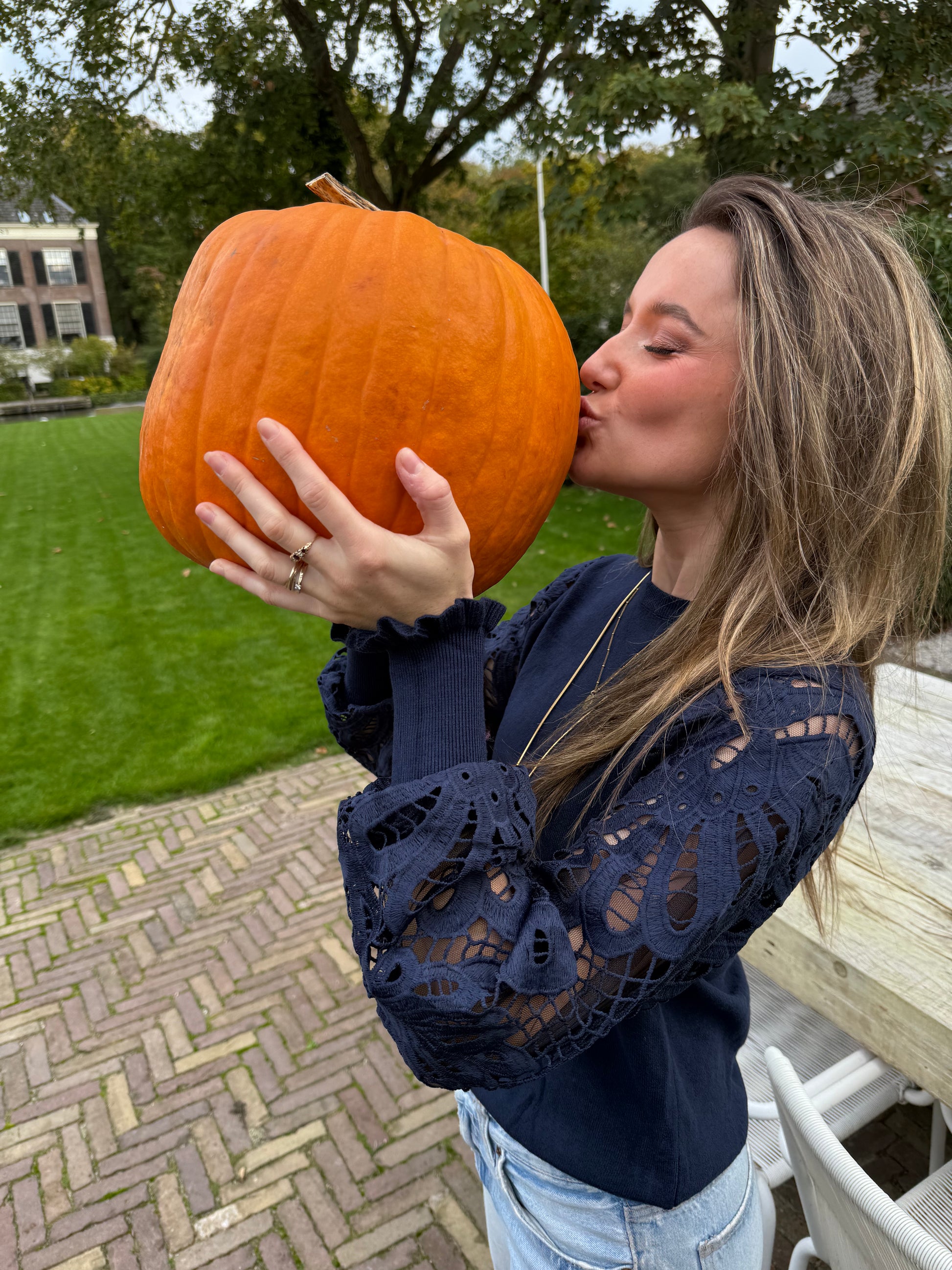 Amelie top kanten mouw navy - Project 35