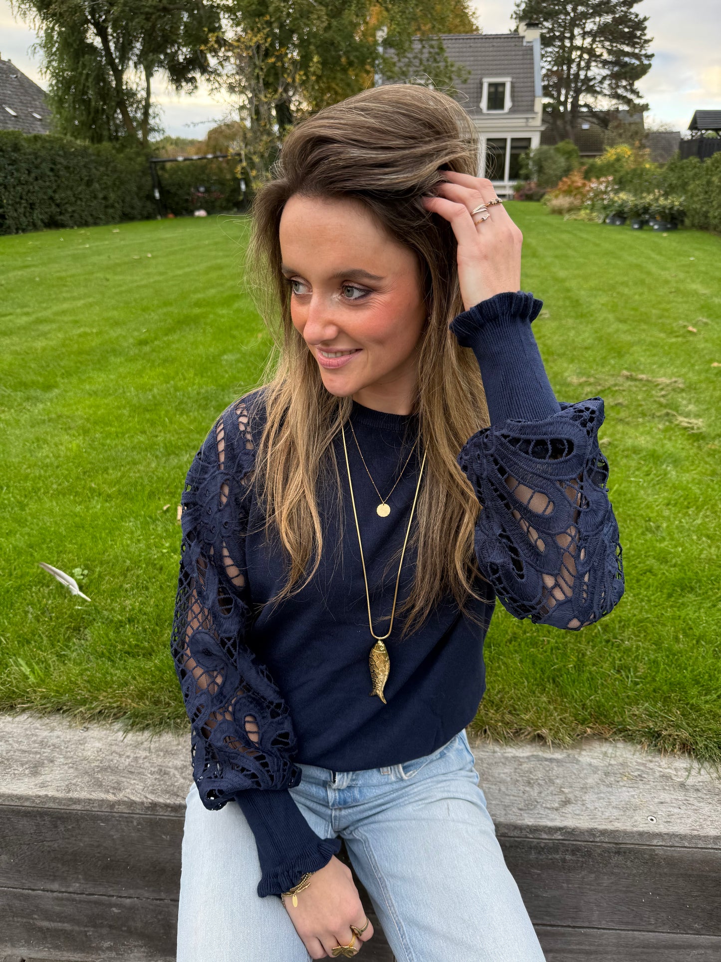 Amelie top kanten mouw navy - Project 35