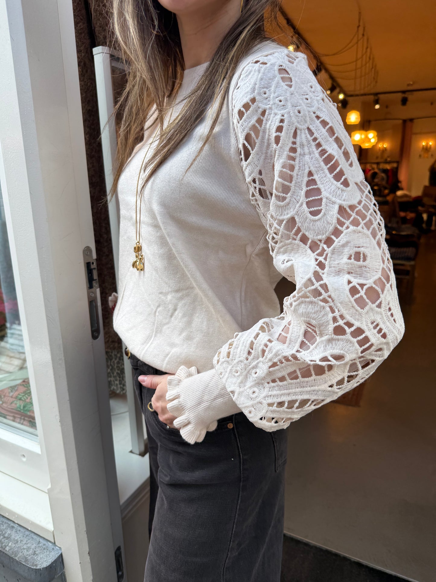 Amelie top kanten mouw beige - Project 35