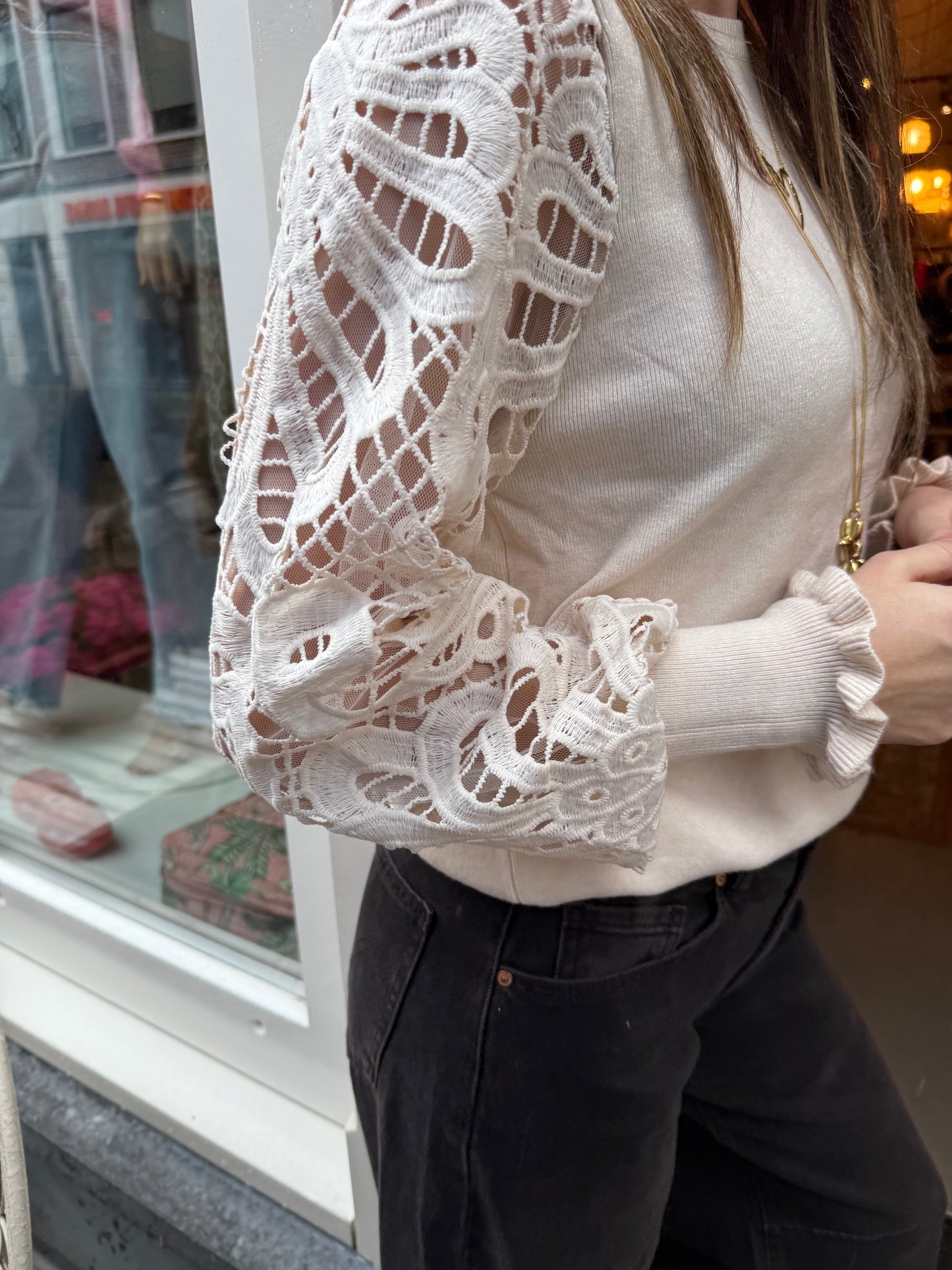 Amelie top kanten mouw beige - Project 35