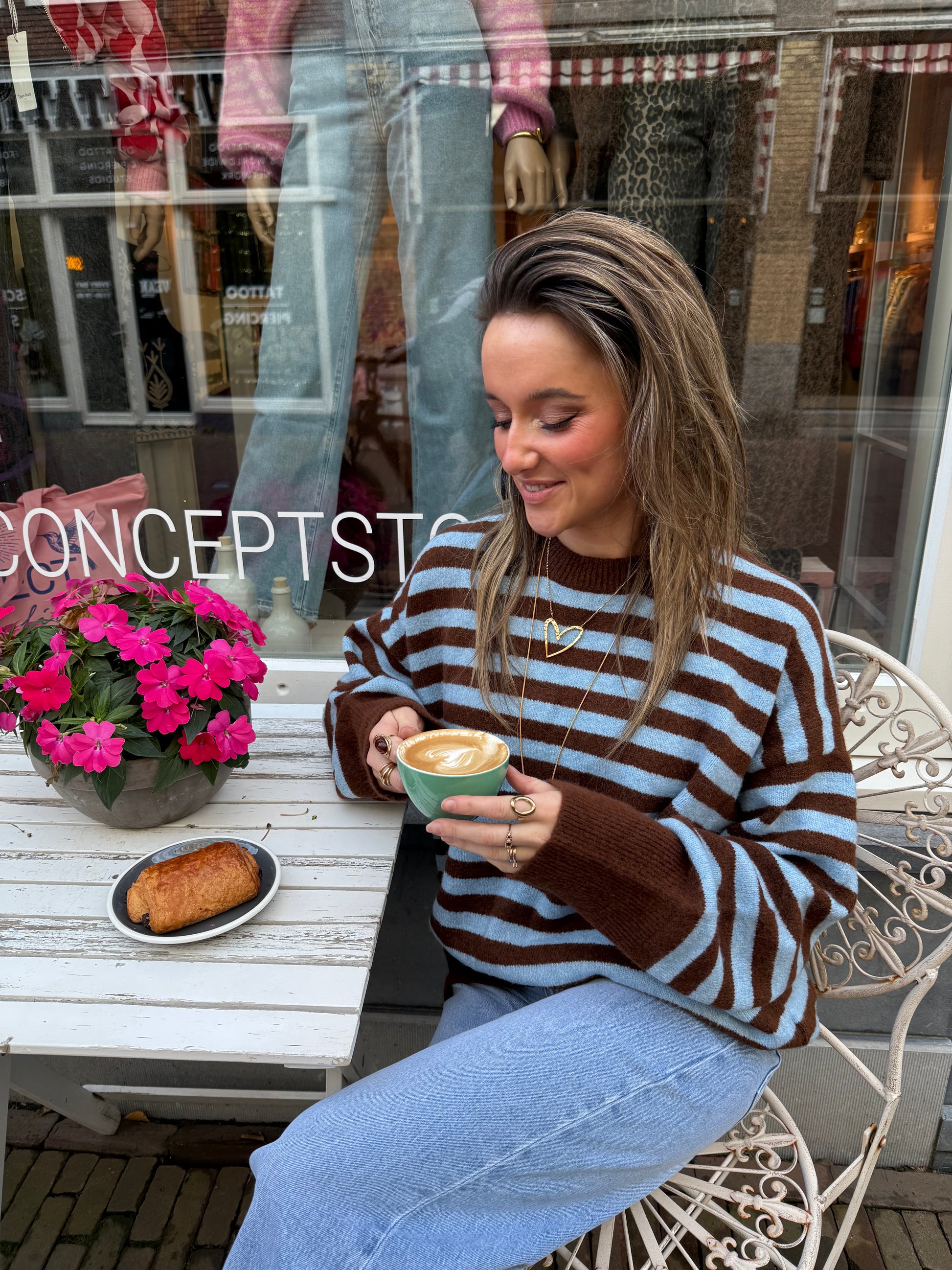 Pippa knit blue/brown striped - Project 35