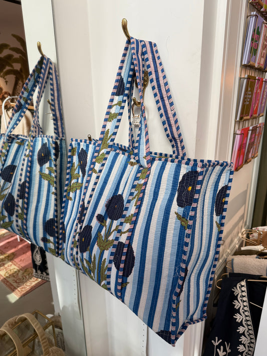 Shopper blue flowers
