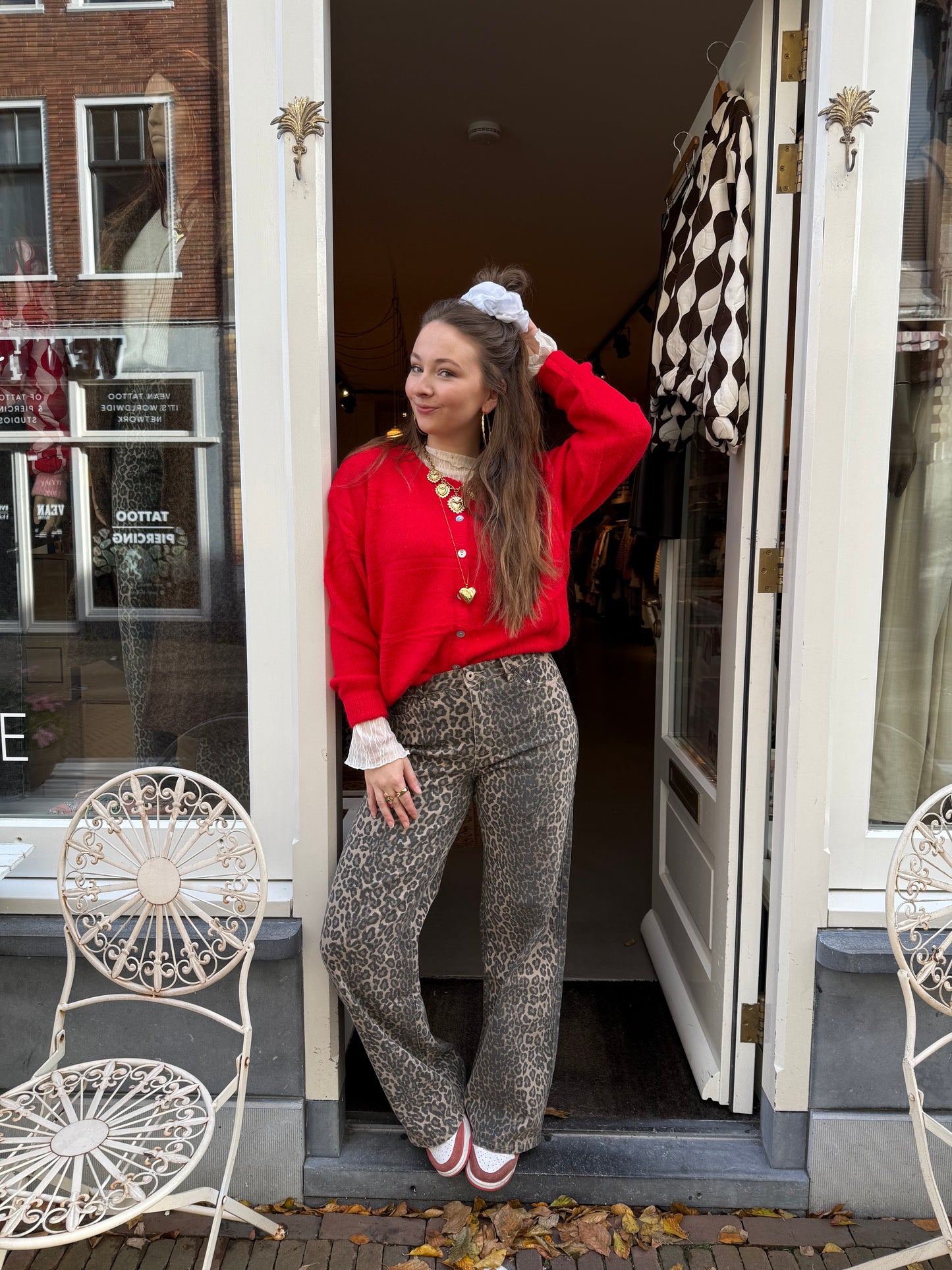 Gigi cardigan bright red