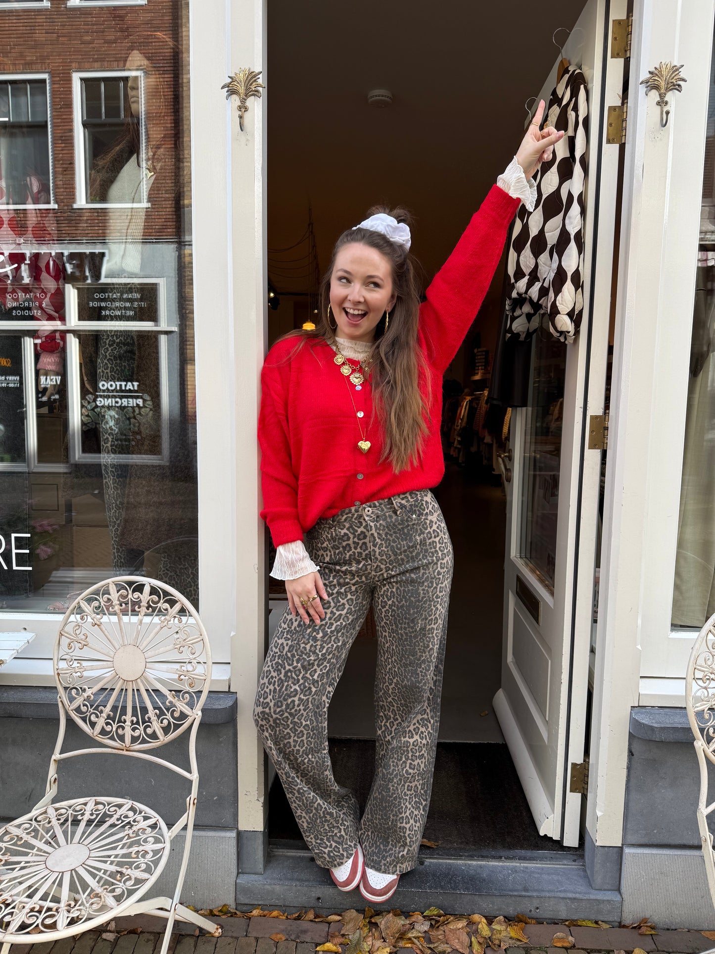 Gigi cardigan bright red