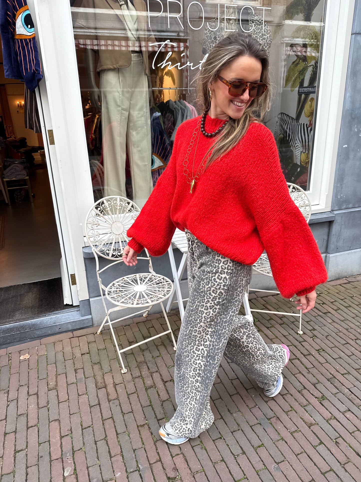 Nova knit bright red