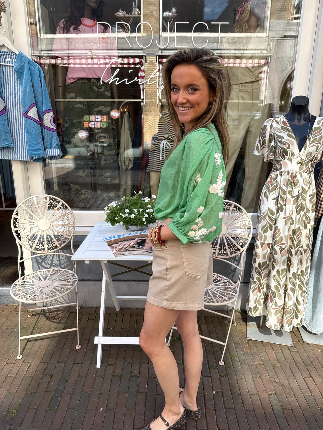 Celeste luchtige blouse geborduurd bloemen groen/wit - Project 35