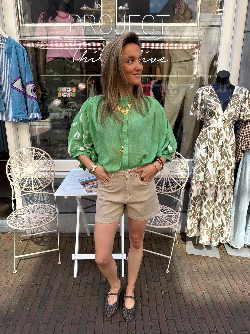 Celeste luchtige blouse geborduurd bloemen groen/wit - Project 35