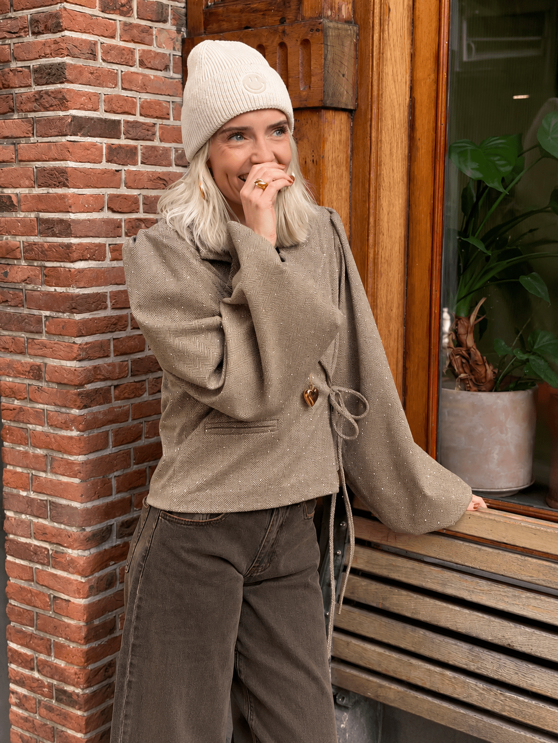 Esmay wrap blazer pofmouw & steentjes beige - Project 35