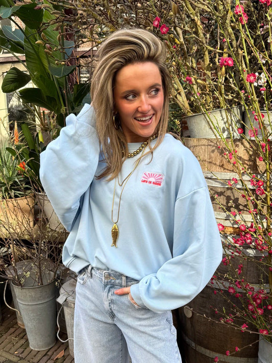 'Life is good' sweater lichtblauw - Project 35