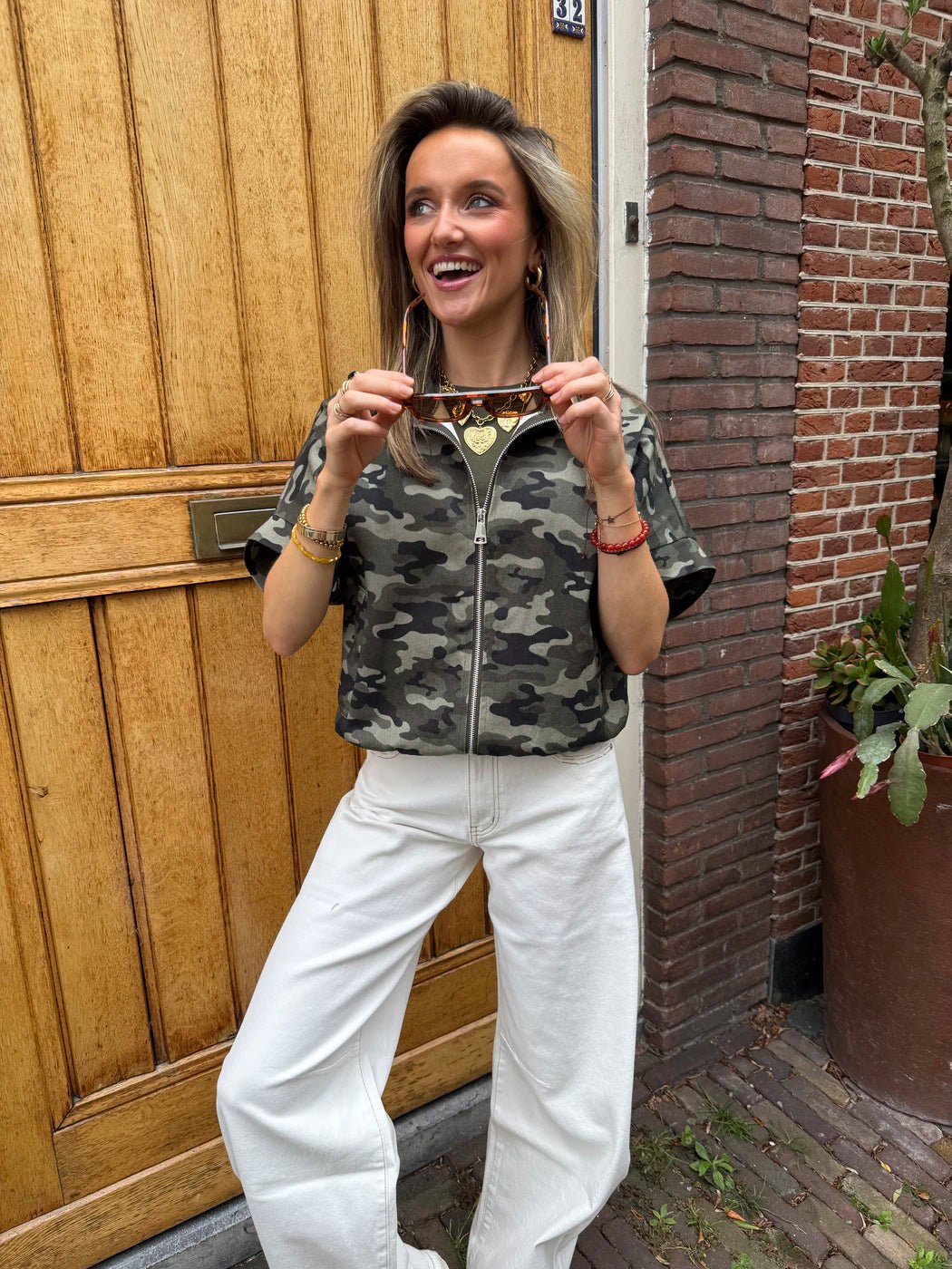 Luka bodywarmer denim camouflage print groen - Project 35