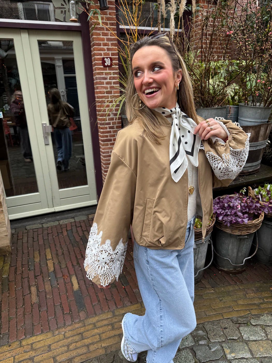 Nina bomber beige broderie - Project 35