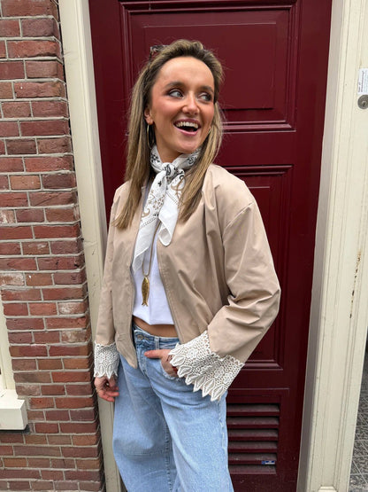 Nina bomber beige broderie - Project 35