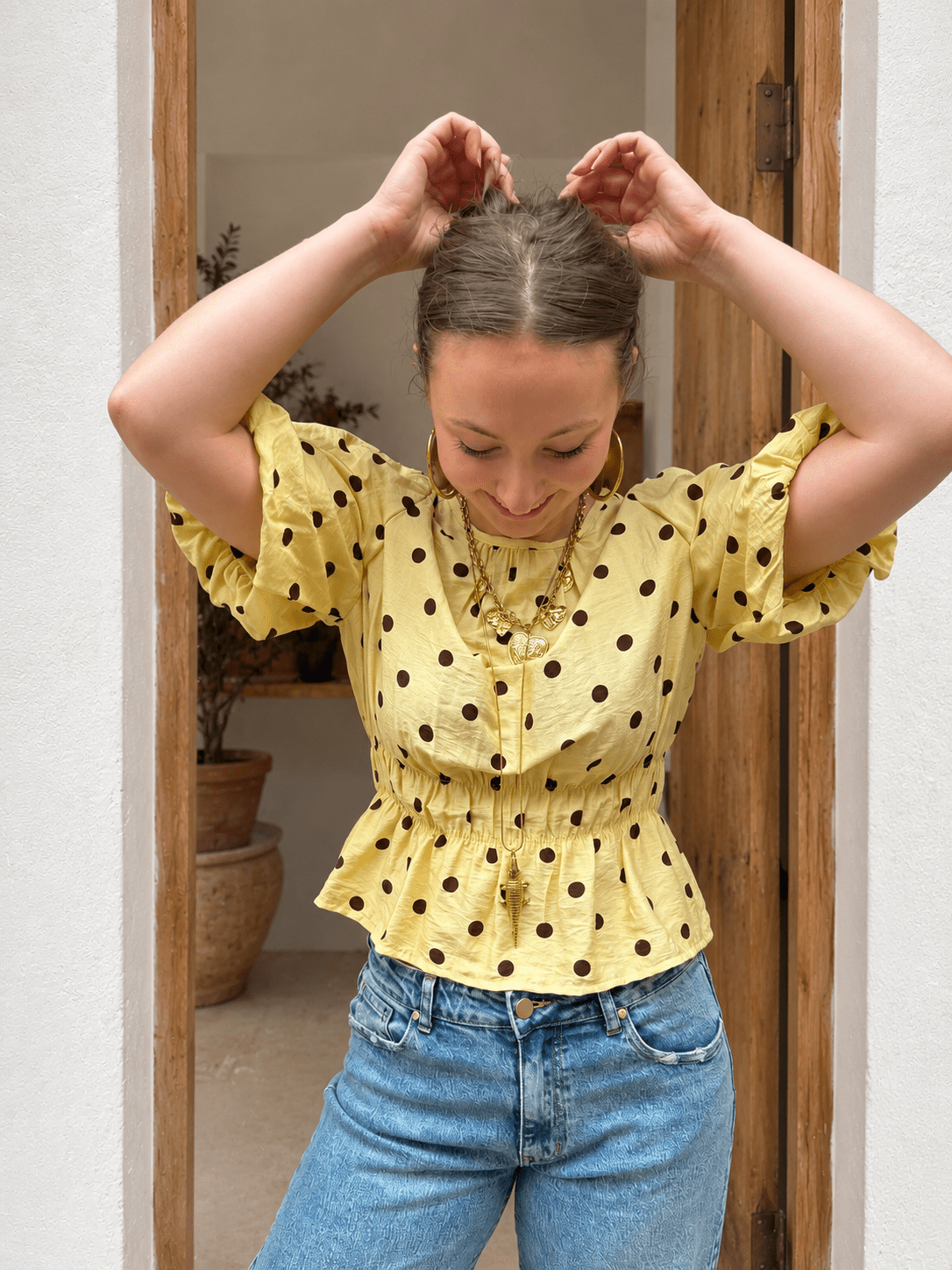 Novi polkadot top pofmouw geel/bruin - Project 35
