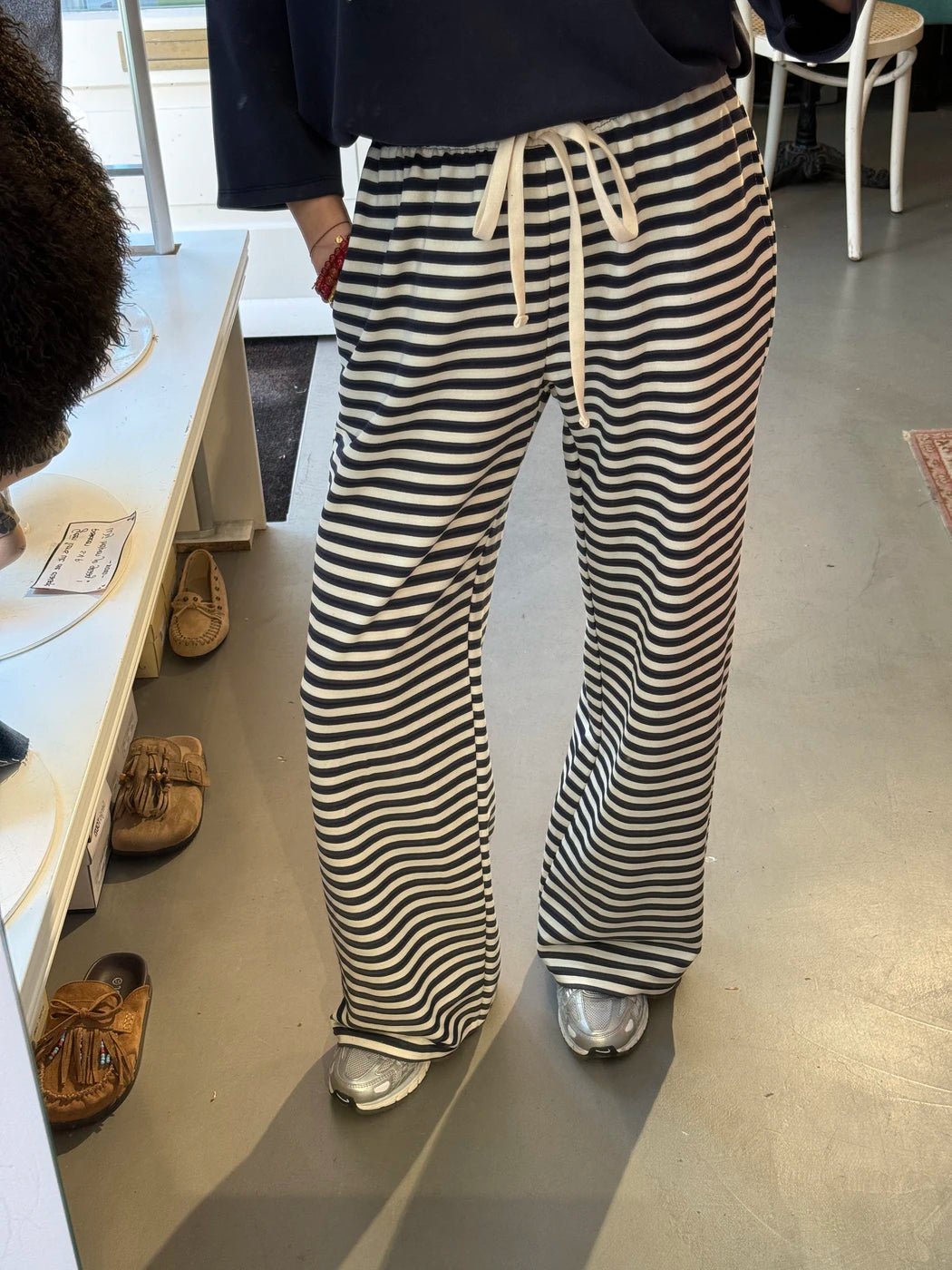 Rae striped comfy pants navy/white - Project 35