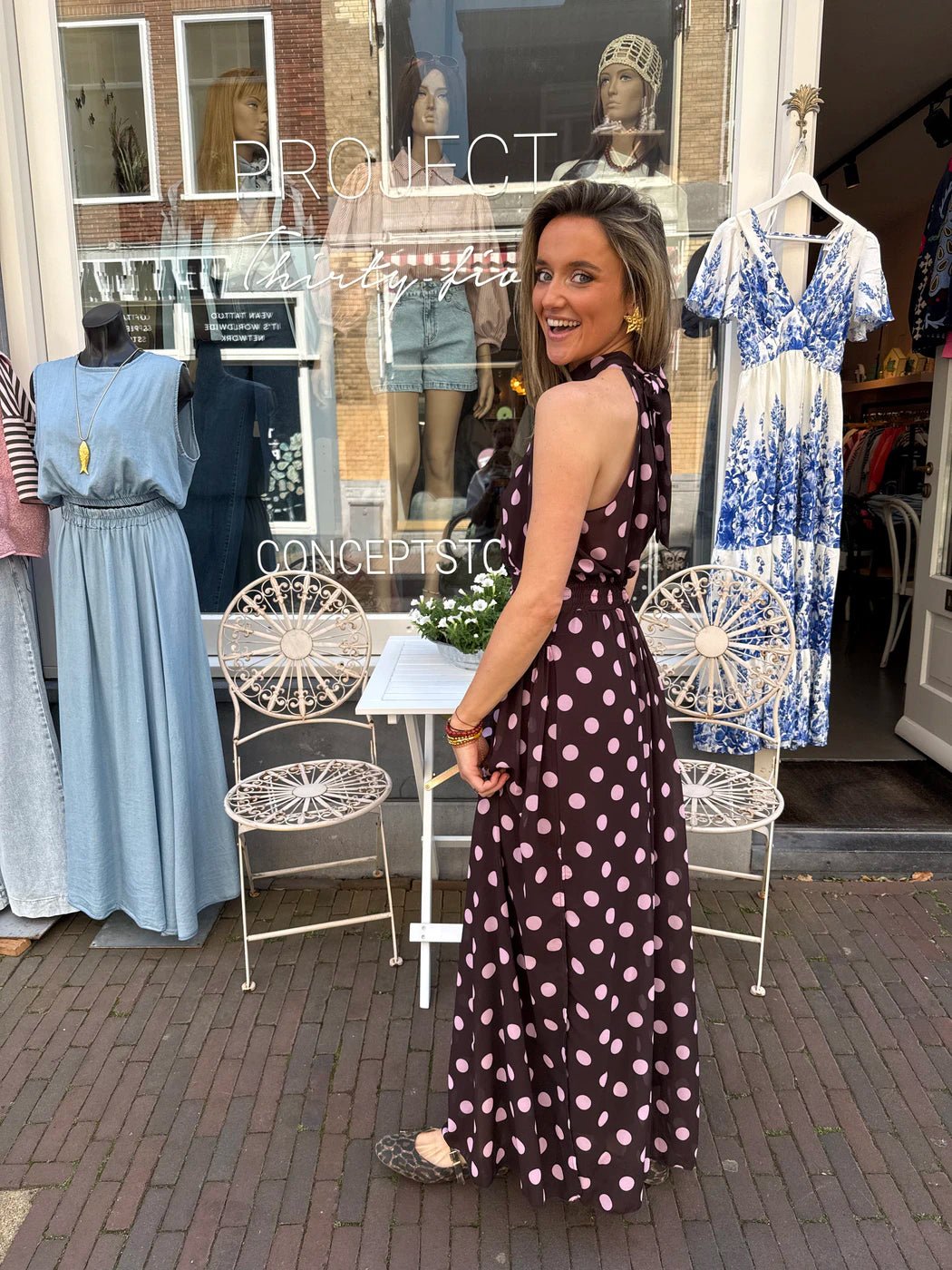 Sofia maxi jurk polkadot halter bruin/roze - Project 35