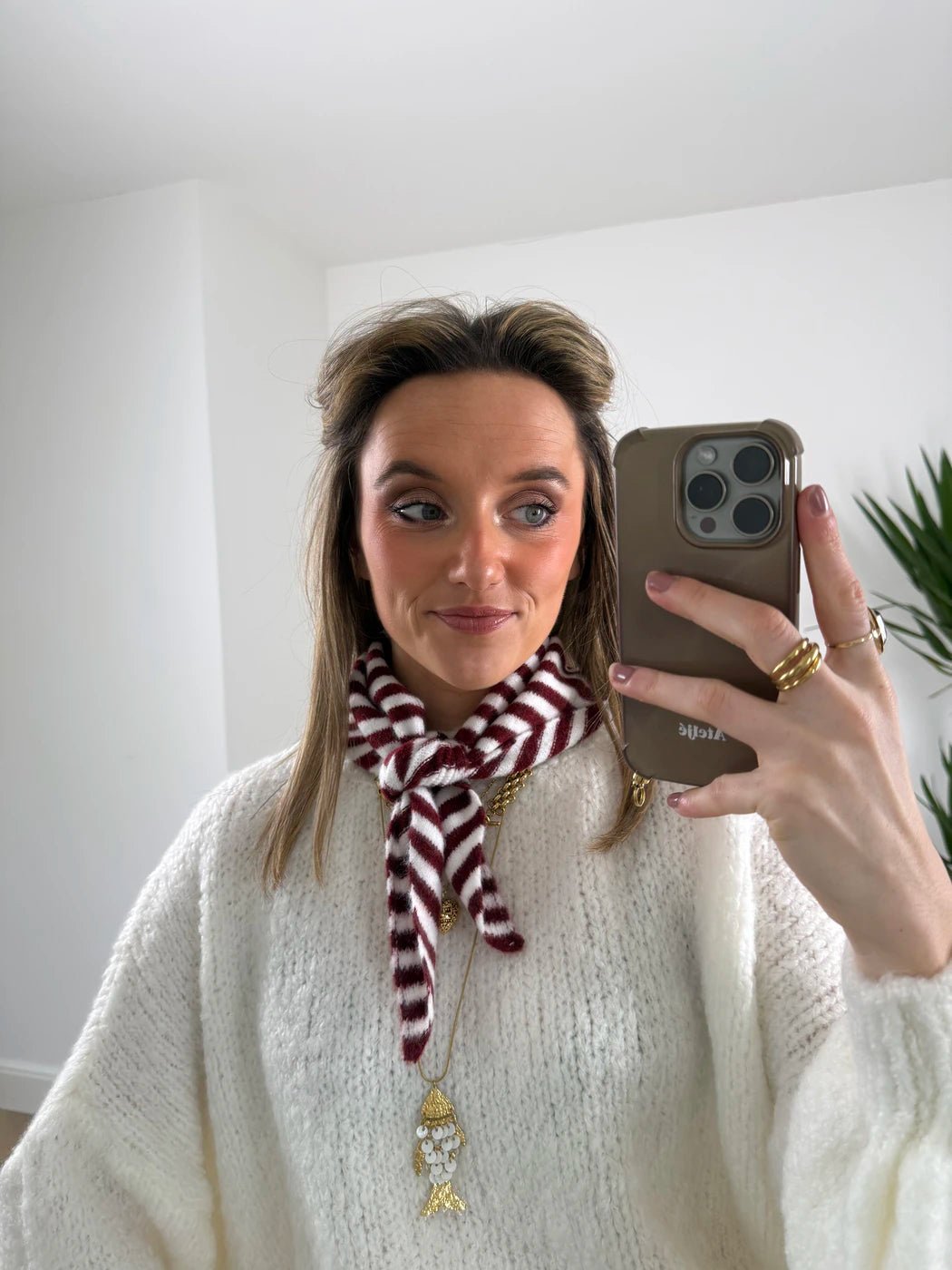 Triangle scarf small striped red/white - Project 35