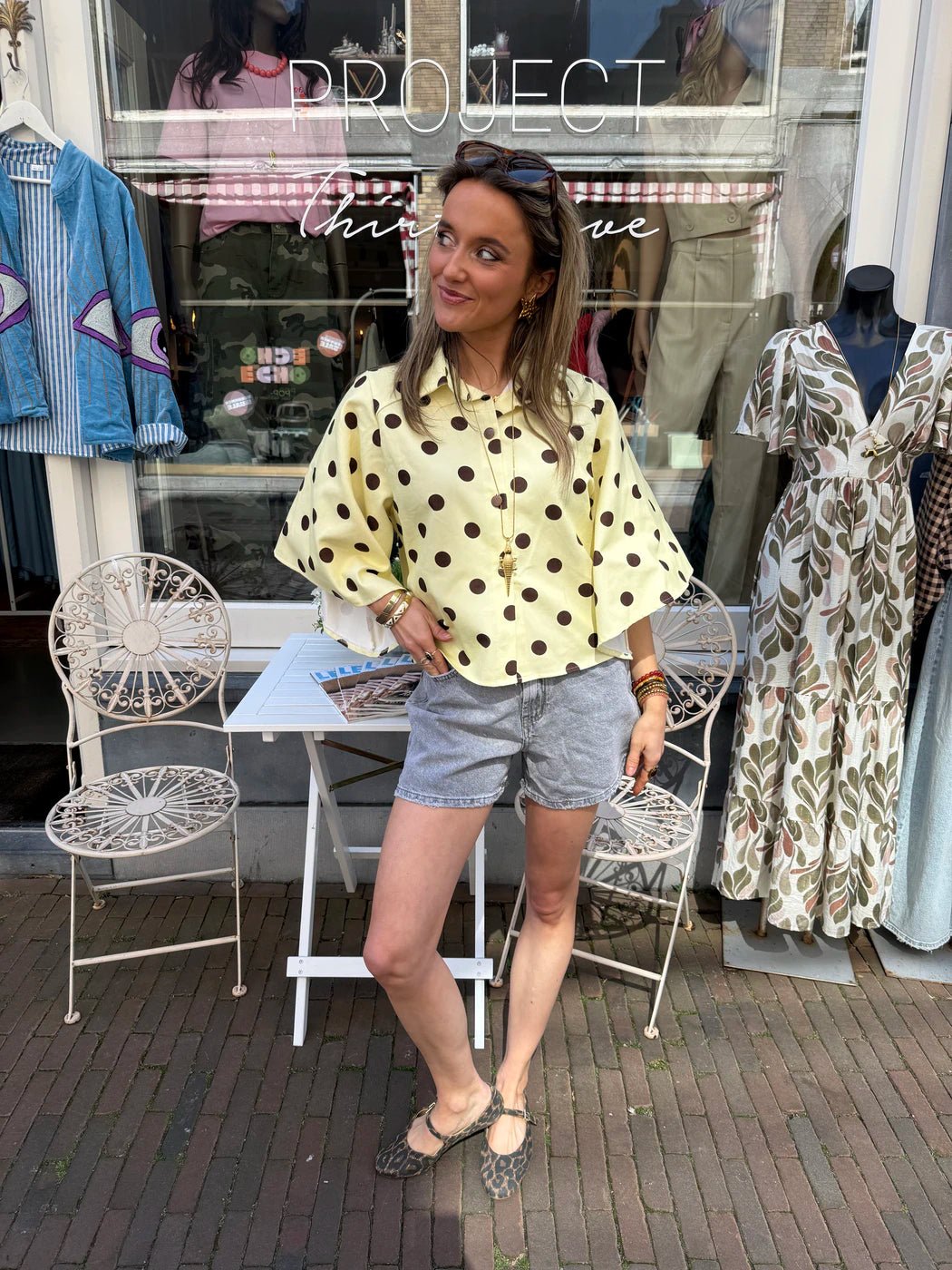 Yara denim blouse uitlopende mouw polkadot geel/bruin - Project 35