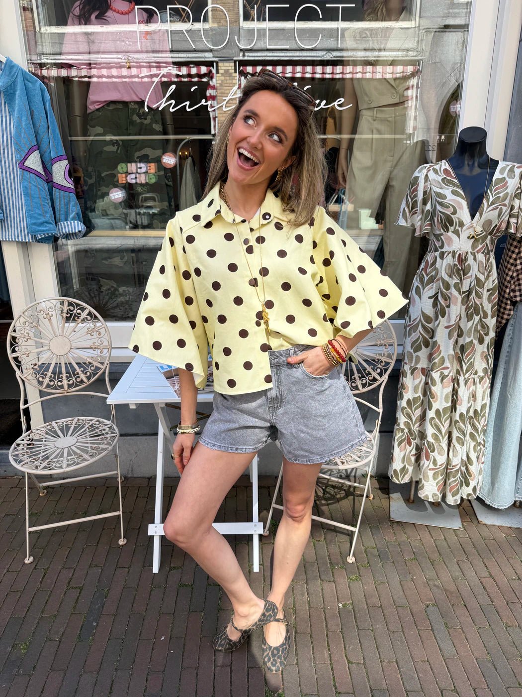Yara denim blouse uitlopende mouw polkadot geel/bruin - Project 35